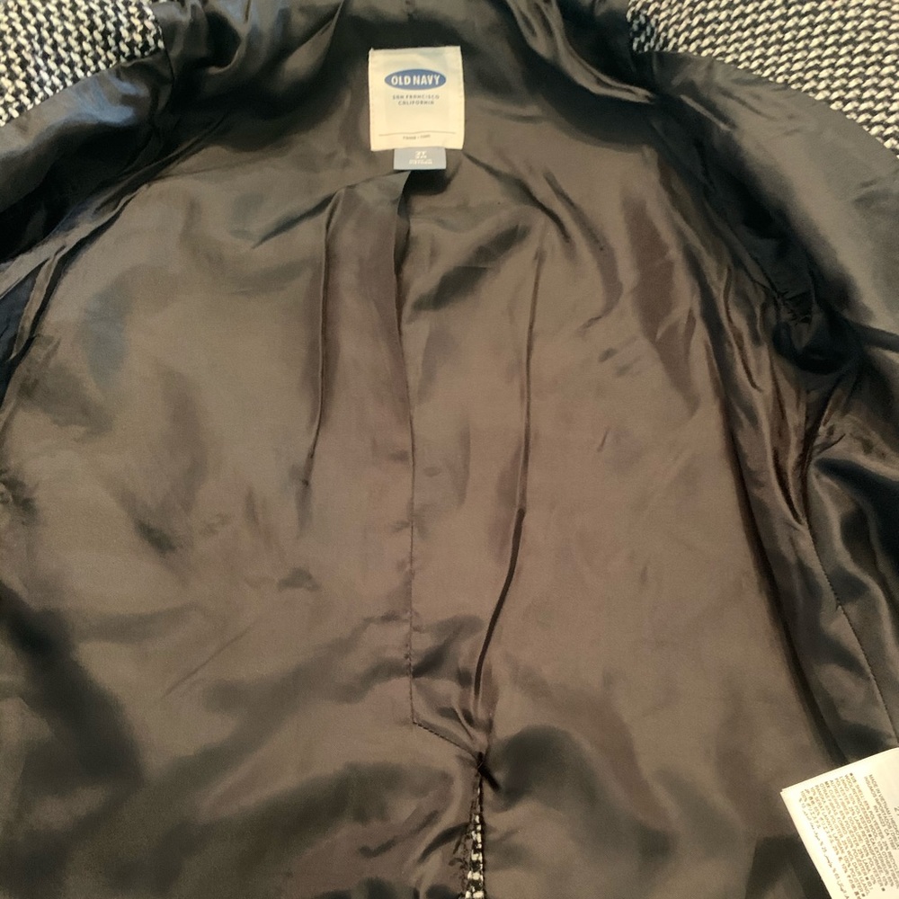 Old Navy - Picture 3 of 3